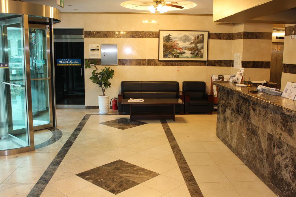 Hotel Parkwood Incheon Airport Kültér fotó