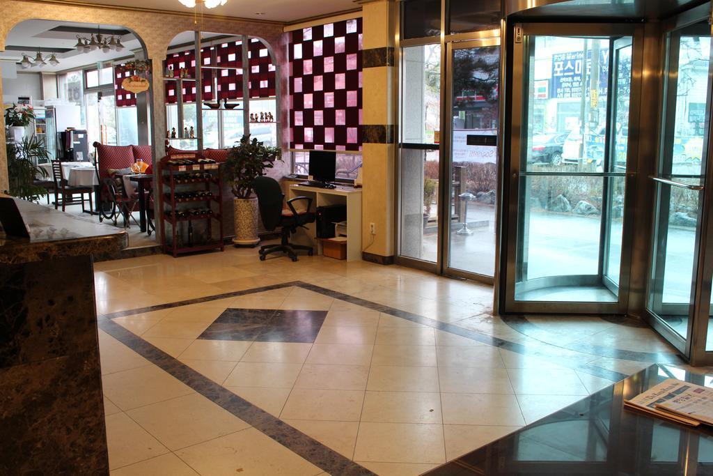 Hotel Parkwood Incheon Airport Kültér fotó