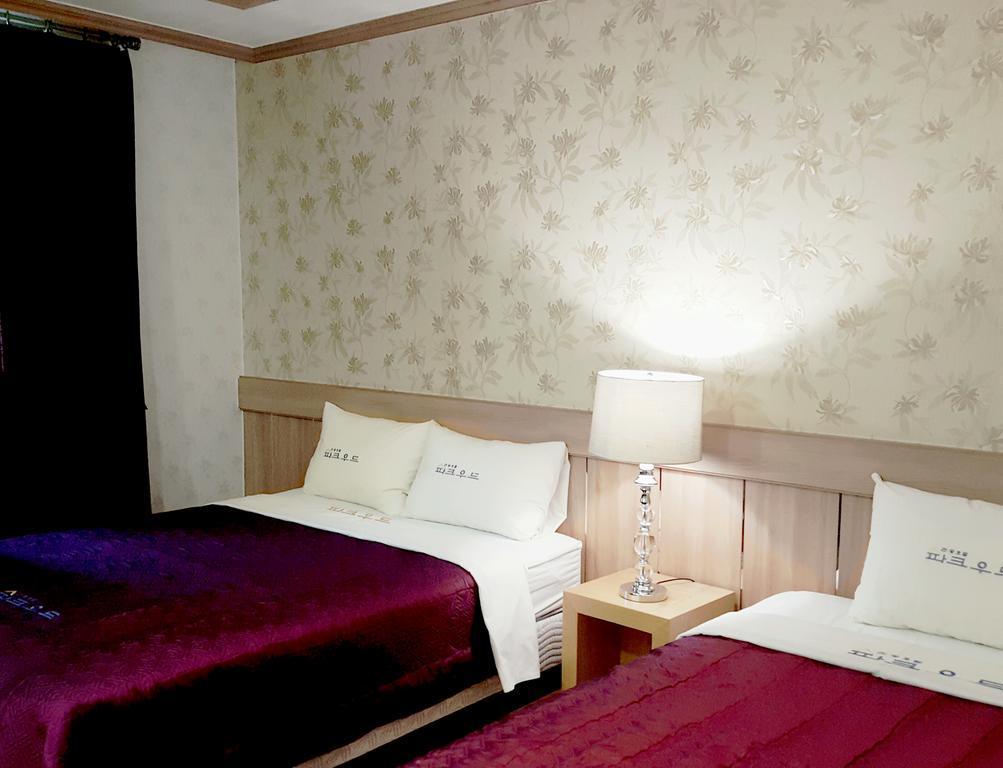 Hotel Parkwood Incheon Airport Kültér fotó