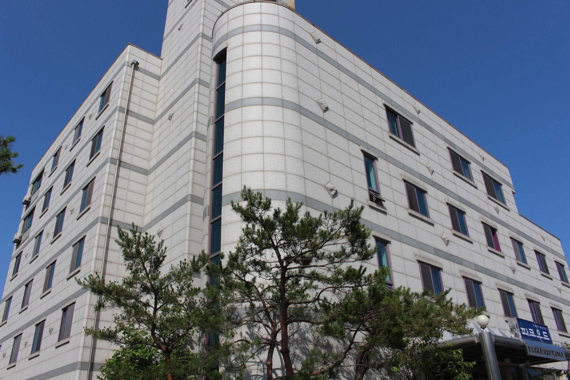 Hotel Parkwood Incheon Airport Kültér fotó