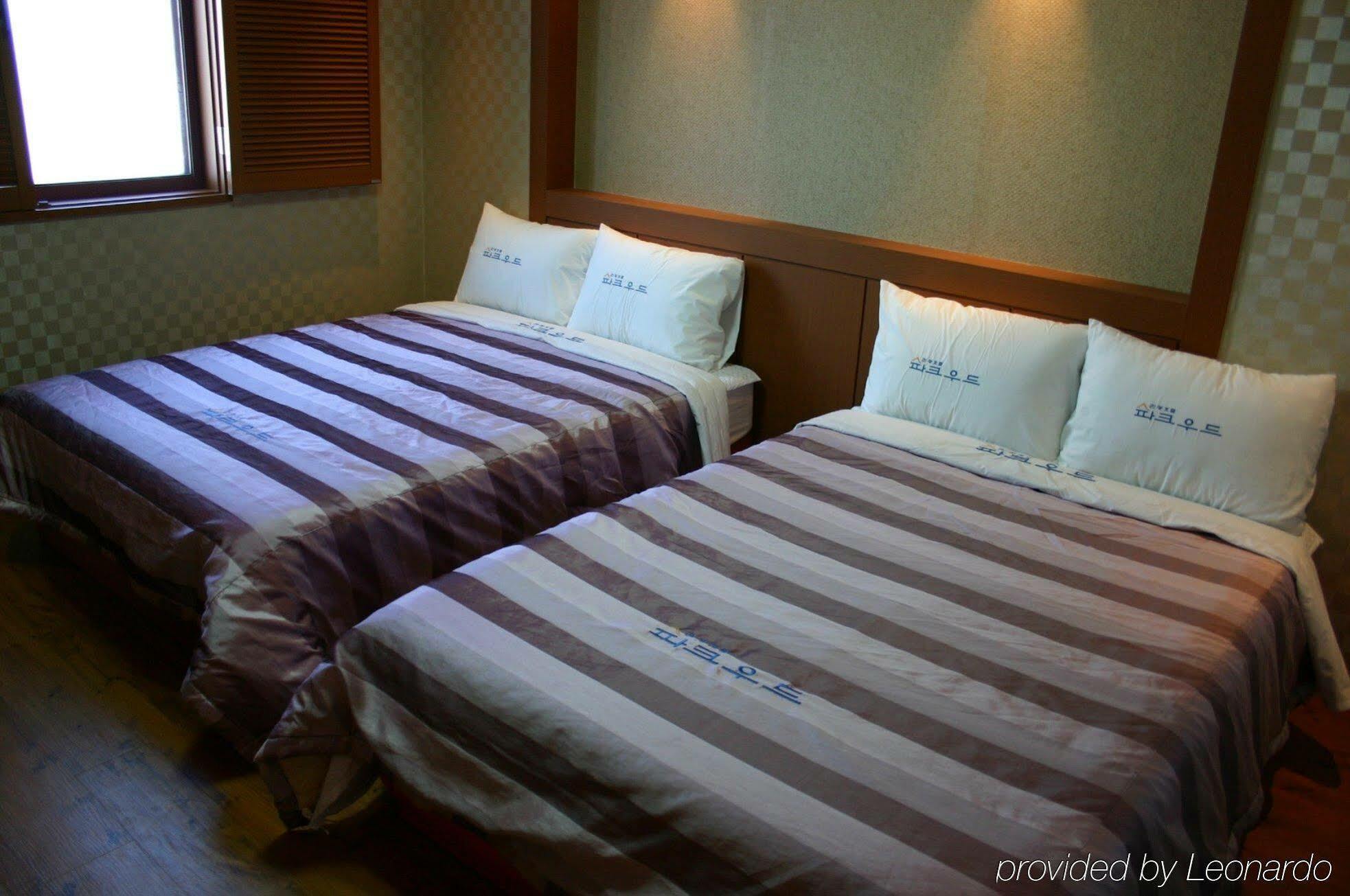 Hotel Parkwood Incheon Airport Szoba fotó
