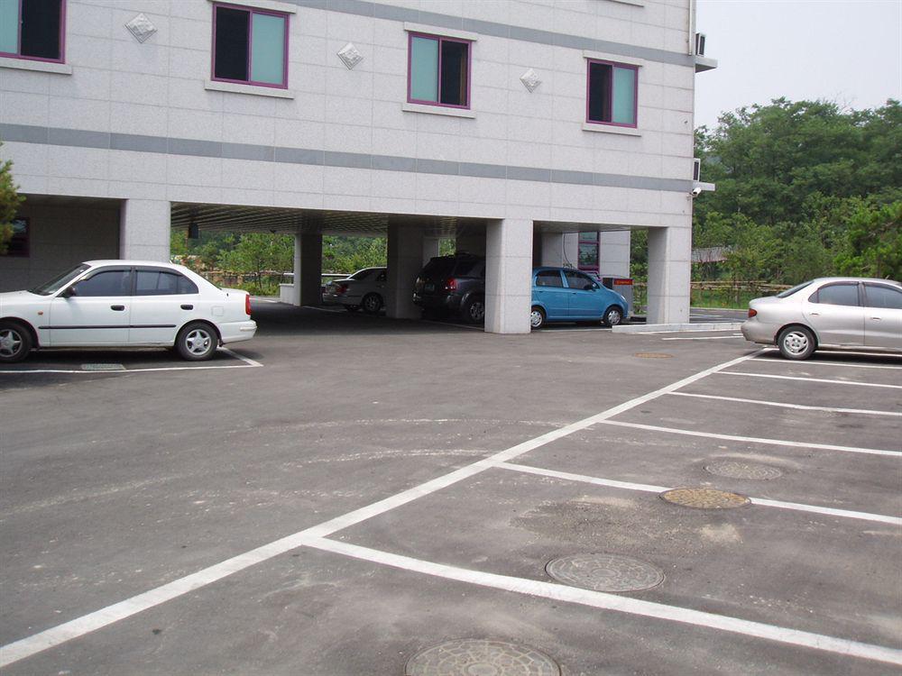 Hotel Parkwood Incheon Airport Kültér fotó